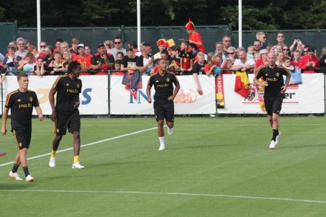1.600 fans wonen open training Rode Duivels bij