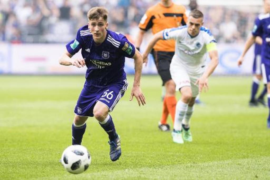 Anderlecht beloont revelatie Saelemaekers met nieuw contract