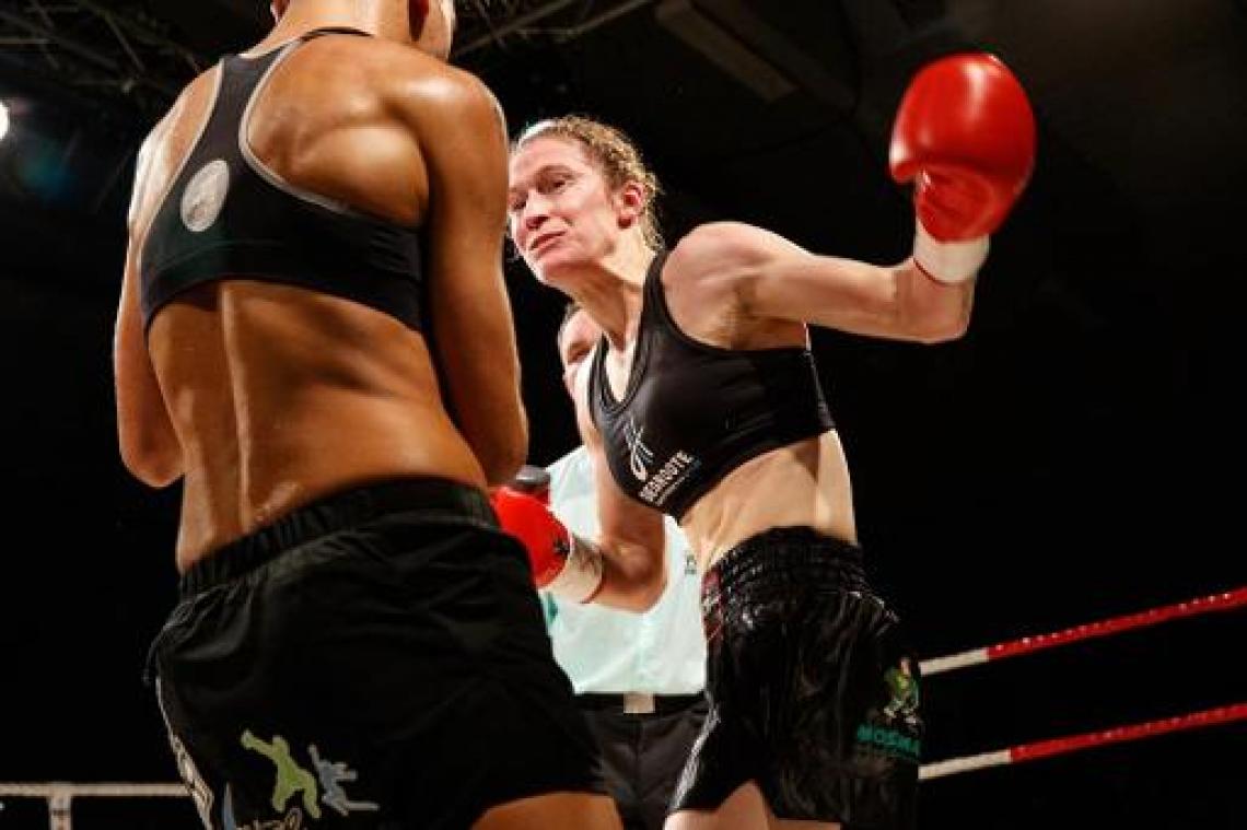 Persoon wou meer boks brengen tijdens titelgevecht: "Geen makkelijke partij"