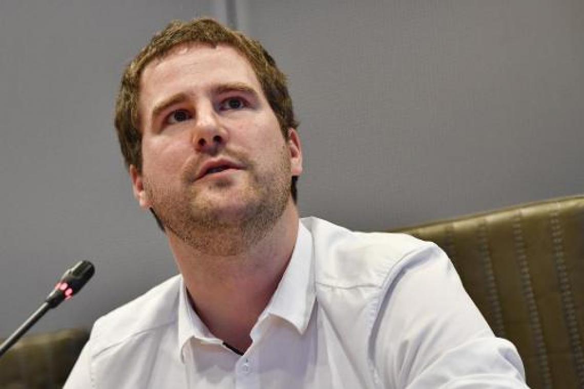 Voorzitter Jong N-VA geeft "fout" toe na tweet over migrantenboot
