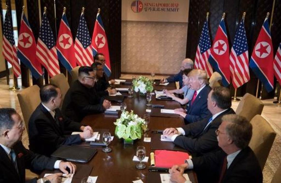 Ontmoeting Trump-Kim - Uitgebreide bilaterale meeting afgelopen, werklunch van start gegaan