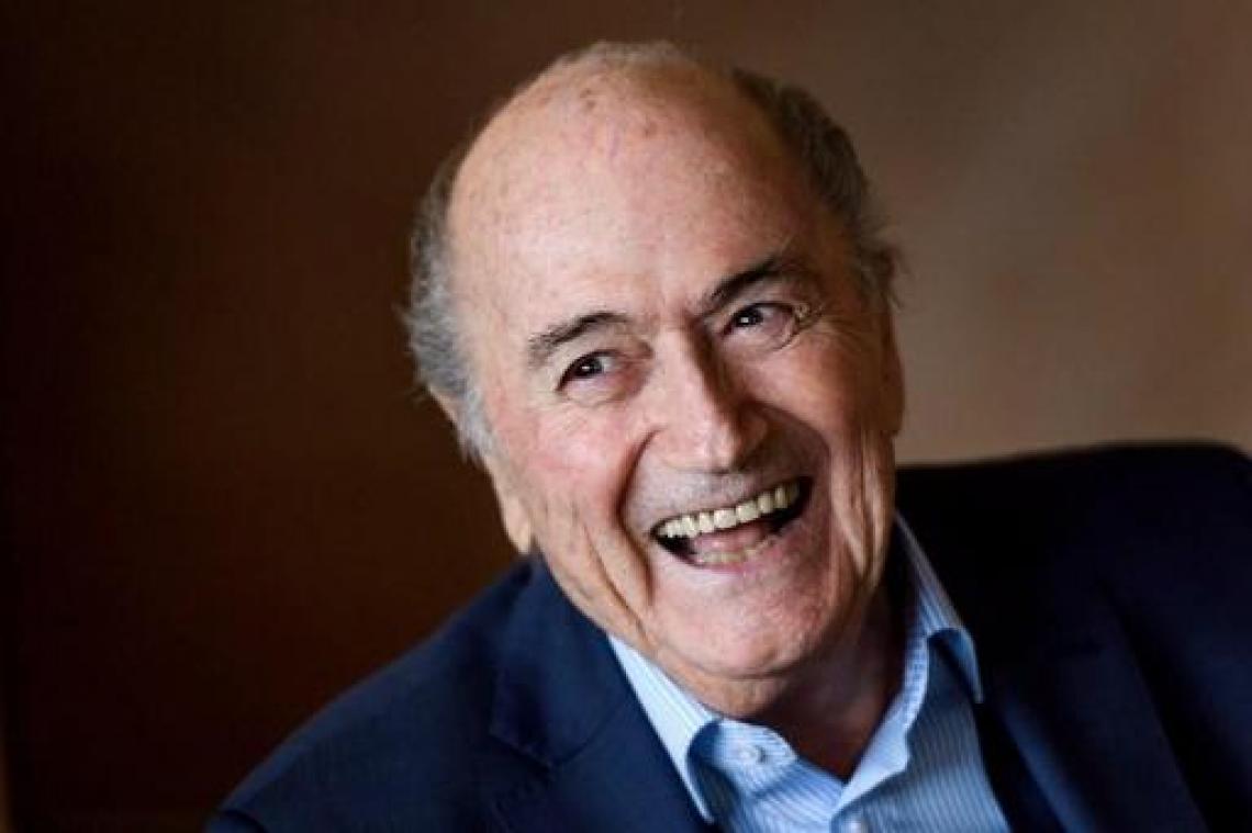 Sepp Blatter niet in tribunes bij openingsmatch WK