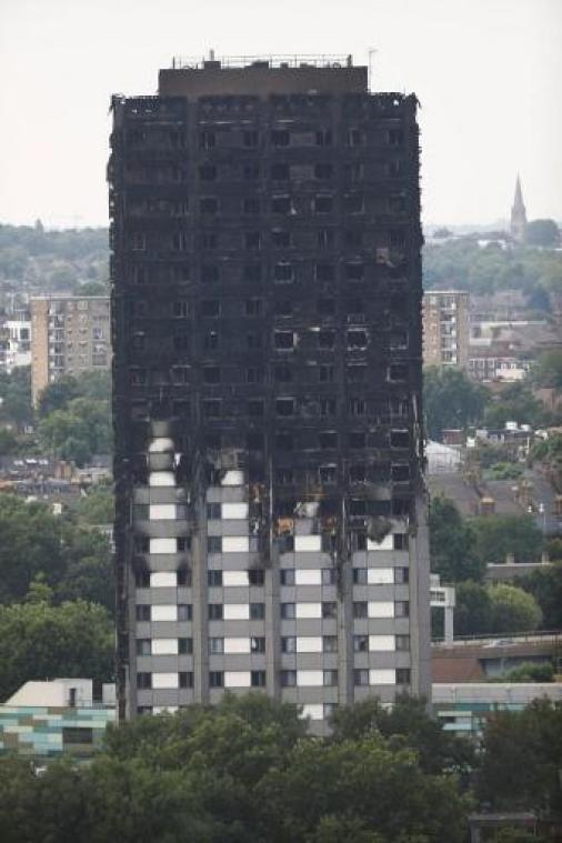 Een jaar na de brand in de Grenfell Tower verblijven nog 43 gezinnen in hotels