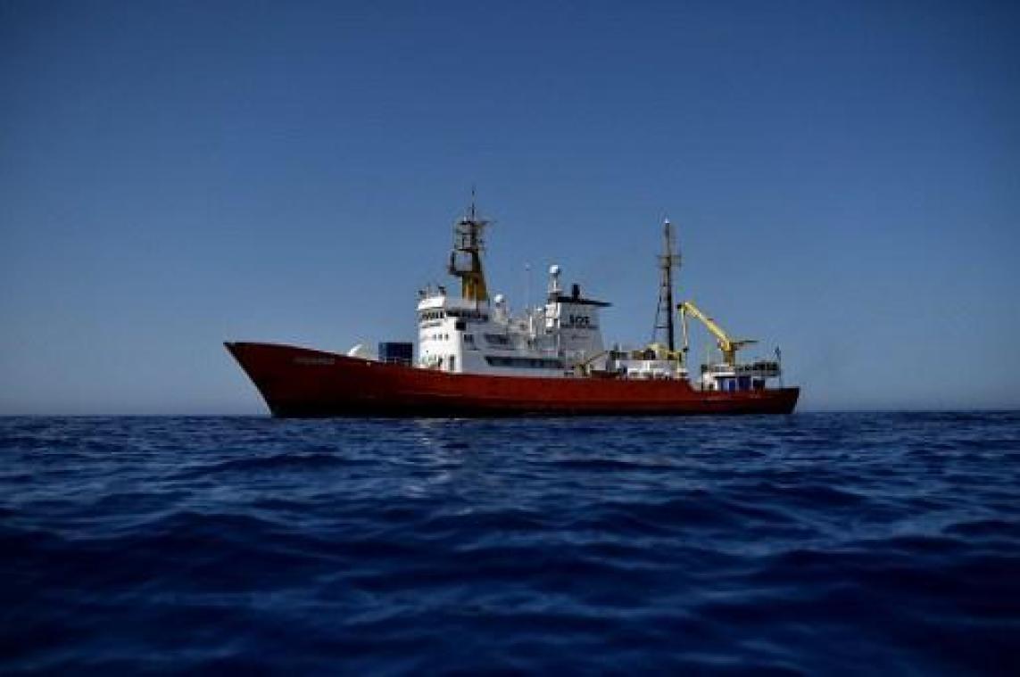 Frankrijk bereid om migranten op te vangen van de Aquarius