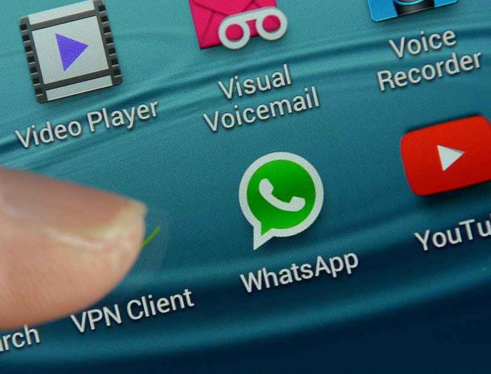 WhatsApp wordt helemaal gratis