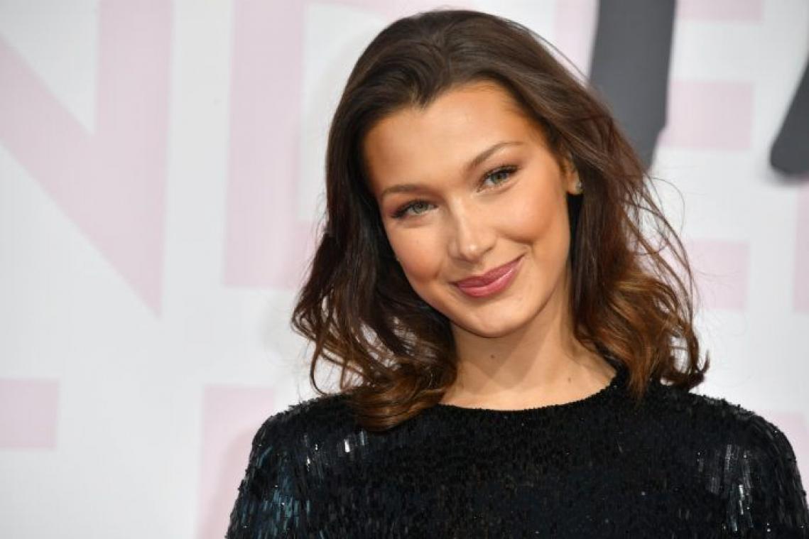 Bella Hadid even gespot in Antwerpen: "Dit is mijn favoriete station ter wereld"