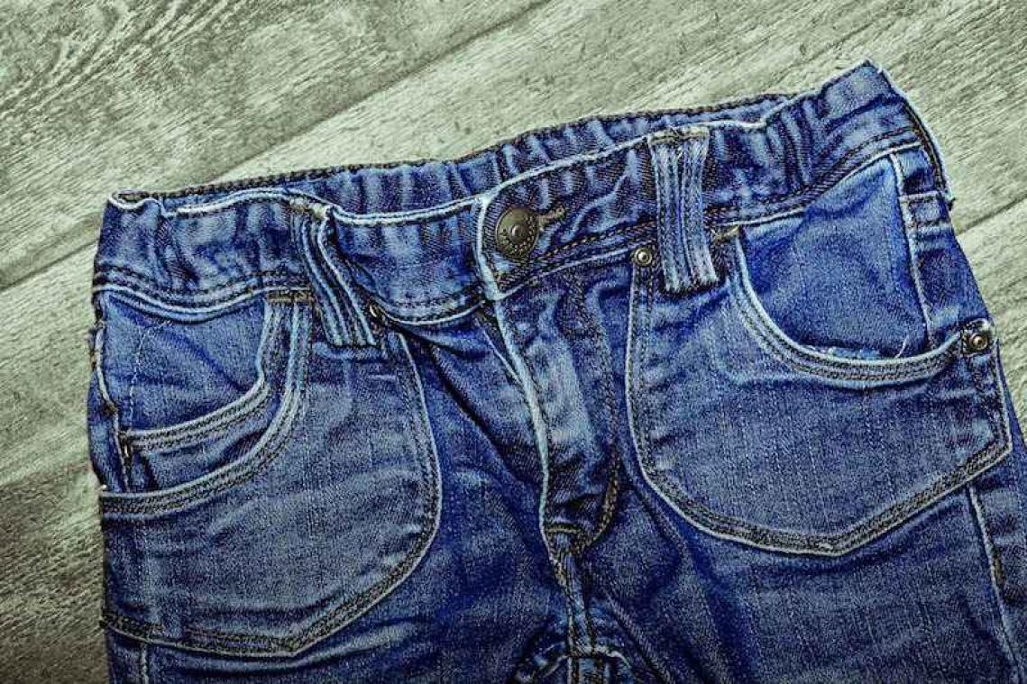 Klein zakje in jeansbroek was van historisch belang