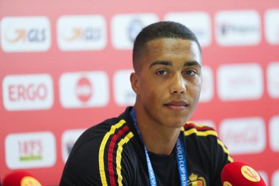Tielemans wacht geduldig zijn kans af: "In het voetbal kan het snel gaan"