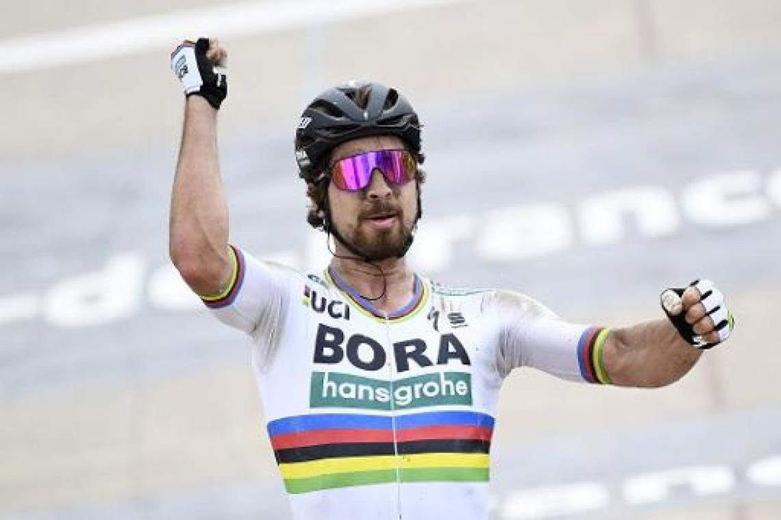 Slovaak Peter Sagan soleert naar zesde nationale titel, Michal Kwiatkowski viert in Polen