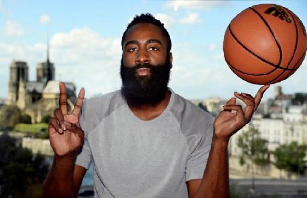 James Harden is verkozen tot beste speler van seizoen