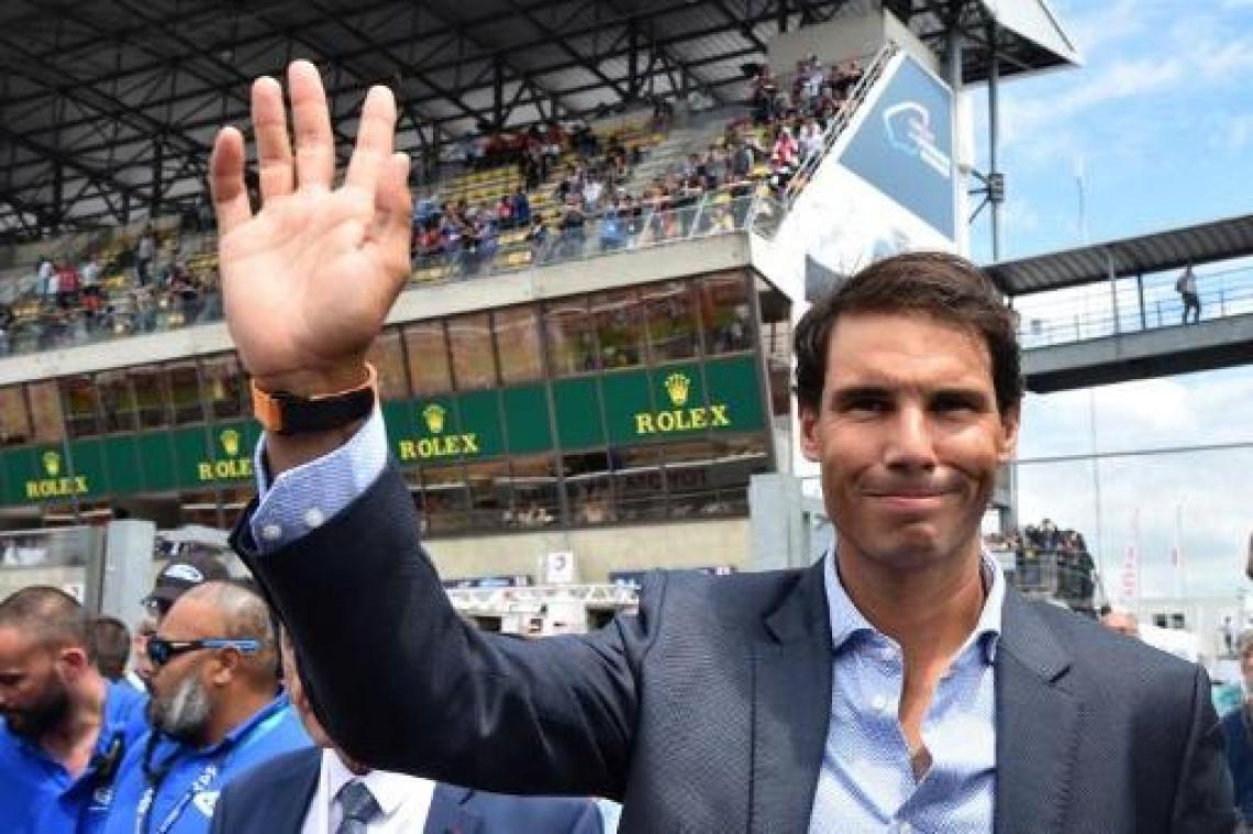 Wimbledon - Rafael Nadal bevestigt zijn wederoptreden op gras op het exhibitietoernooi van Hurlingham