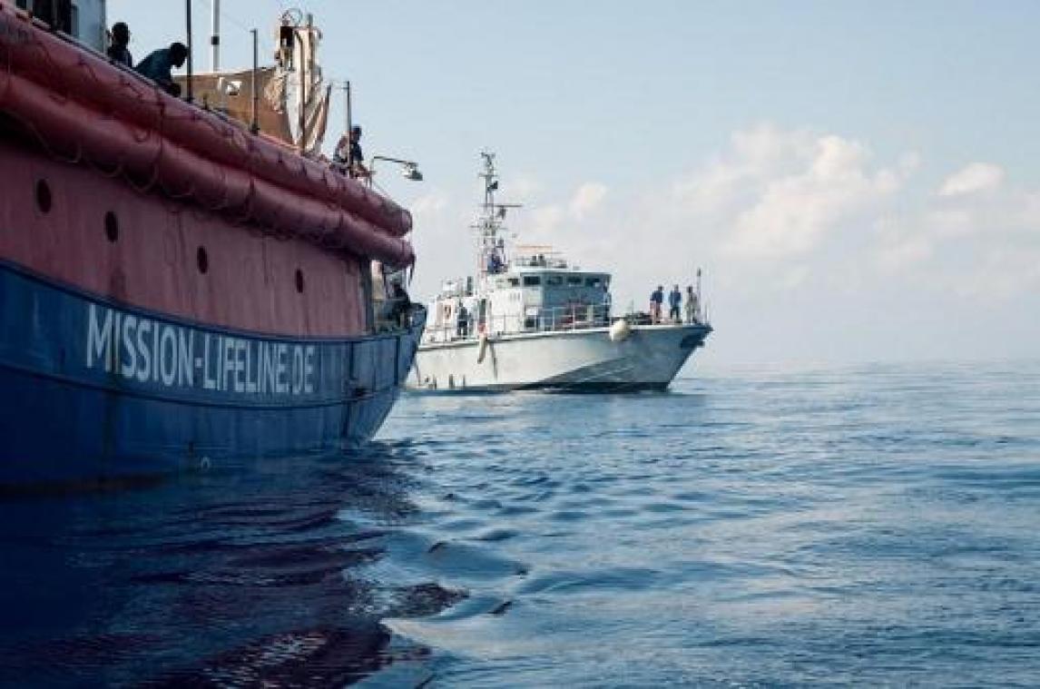 Europese oplossing voor Lifeline lijkt in de maak, kan mogelijk aanmeren in Malta