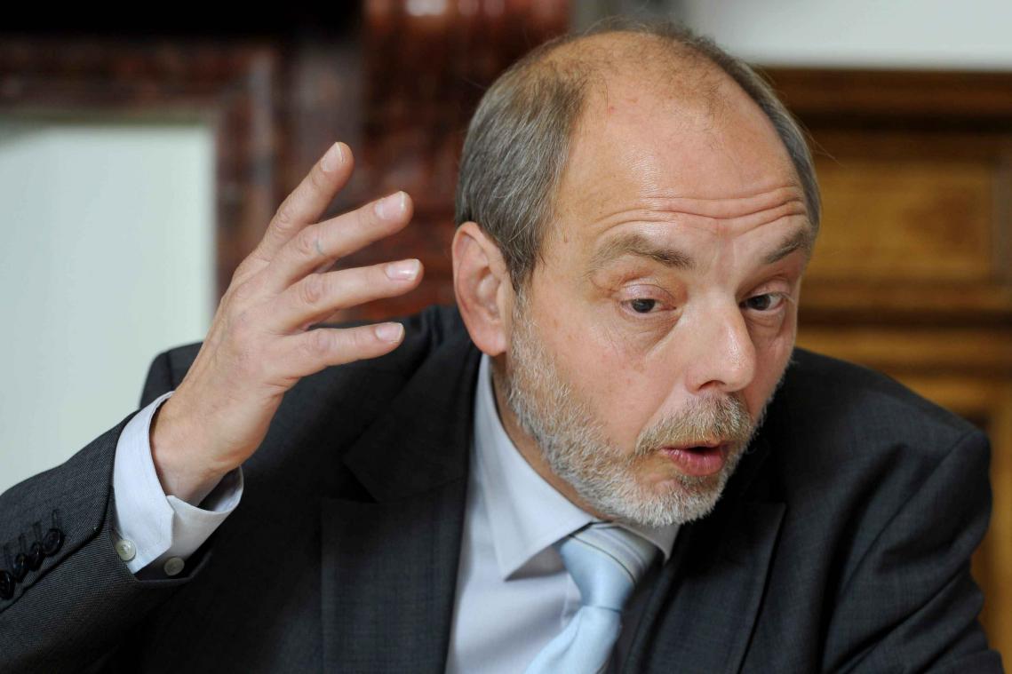 Voor moord aangehouden parlementslid moet worden vrijgelaten na procedurefout