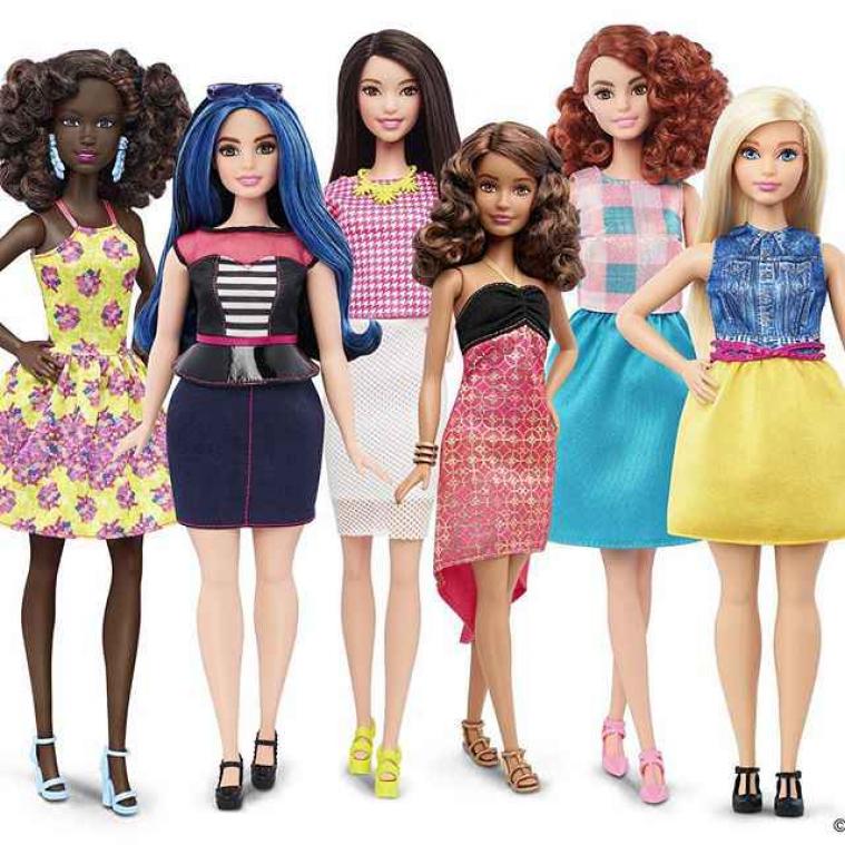 Barbie krijgt vollere maten