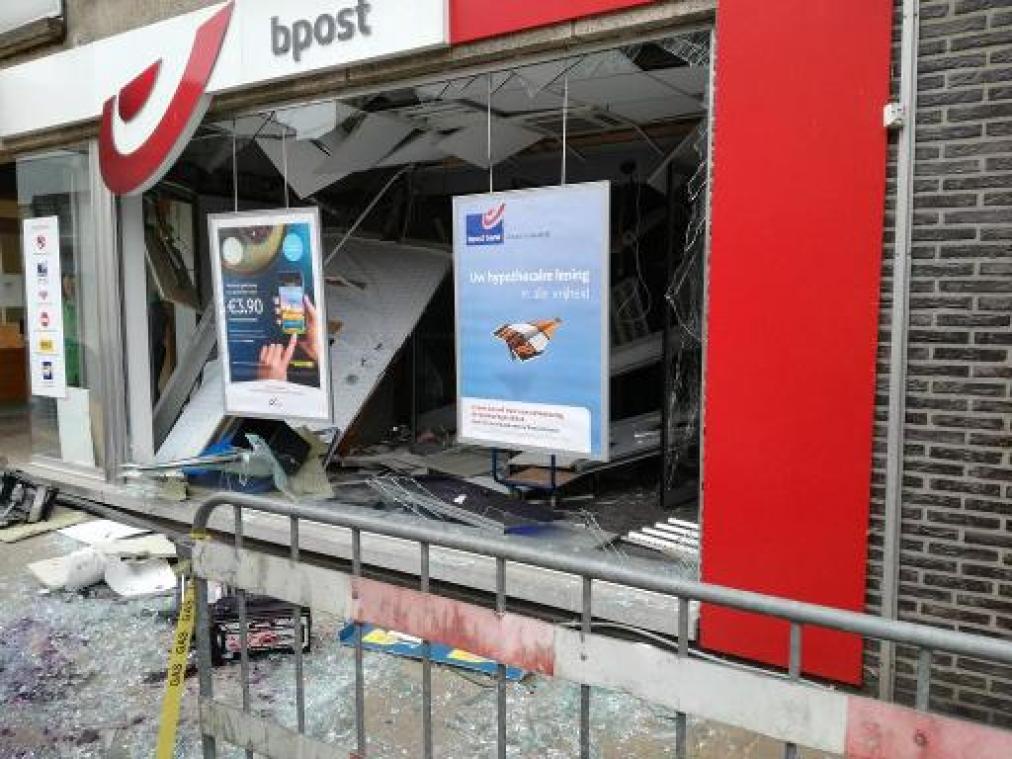 Plofkraak in bpost-kantoor in Bergen