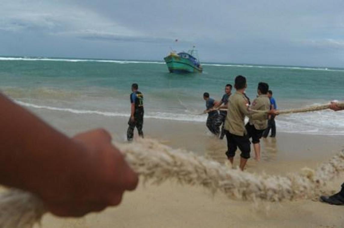 Asiel en migratie - Moeder van vluchteling die zich van leven beroofde in Nauru haalt uit naar Australië