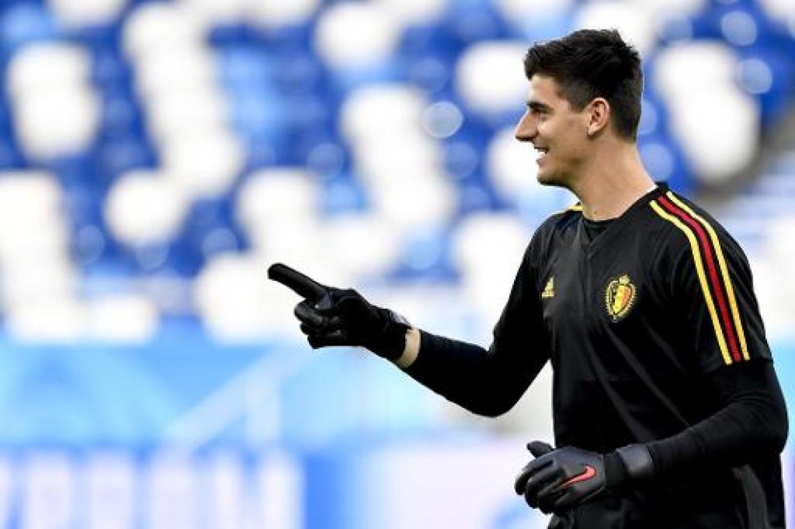 WK 2018 - Thibaut Courtois draagt aanvoerdersband tegen Engeland, WK-debuut voor Leander Dendoncker
