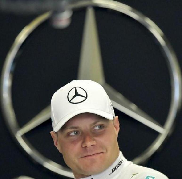Valtteri Bottas pakt de pole in Oostenrijk