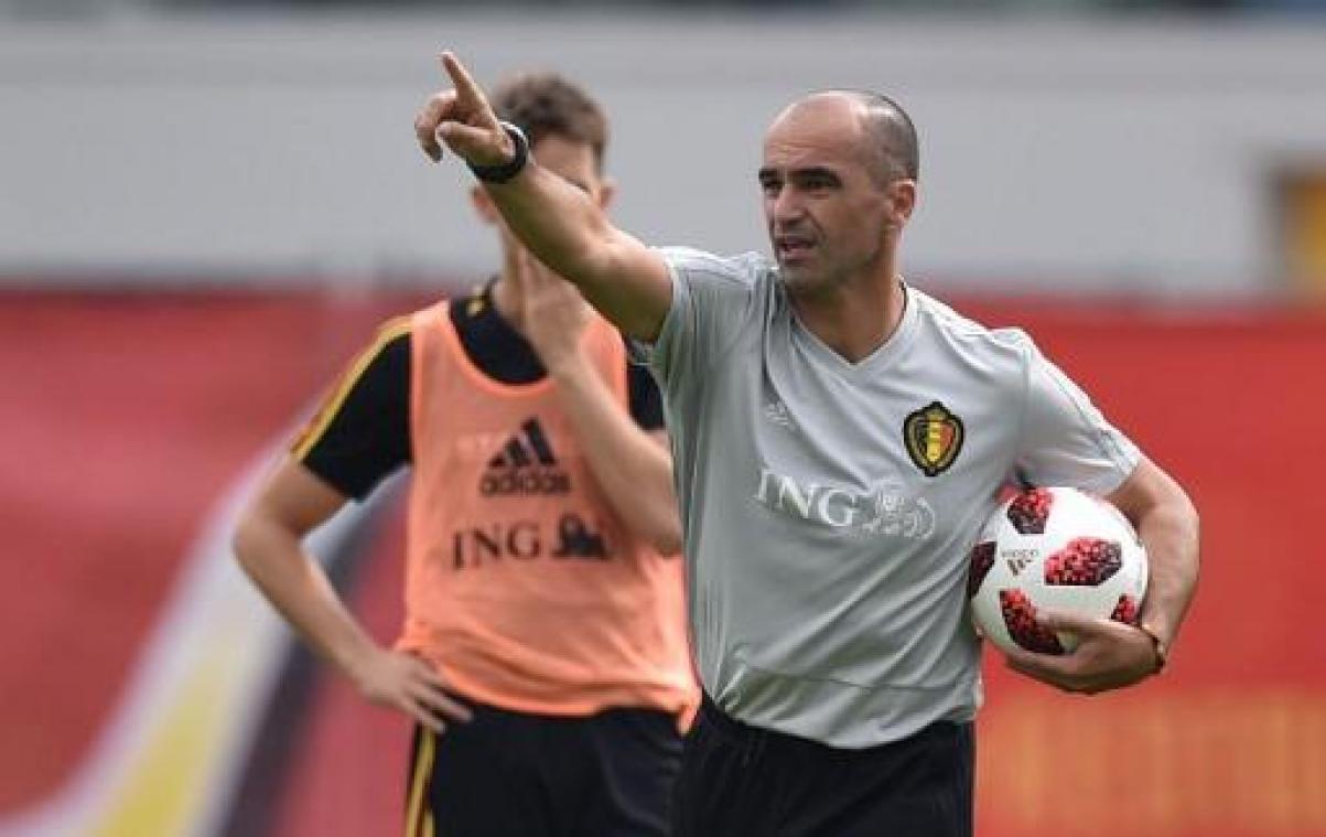 Roberto Martinez: "Iedereen is fit behalve Januzaj"