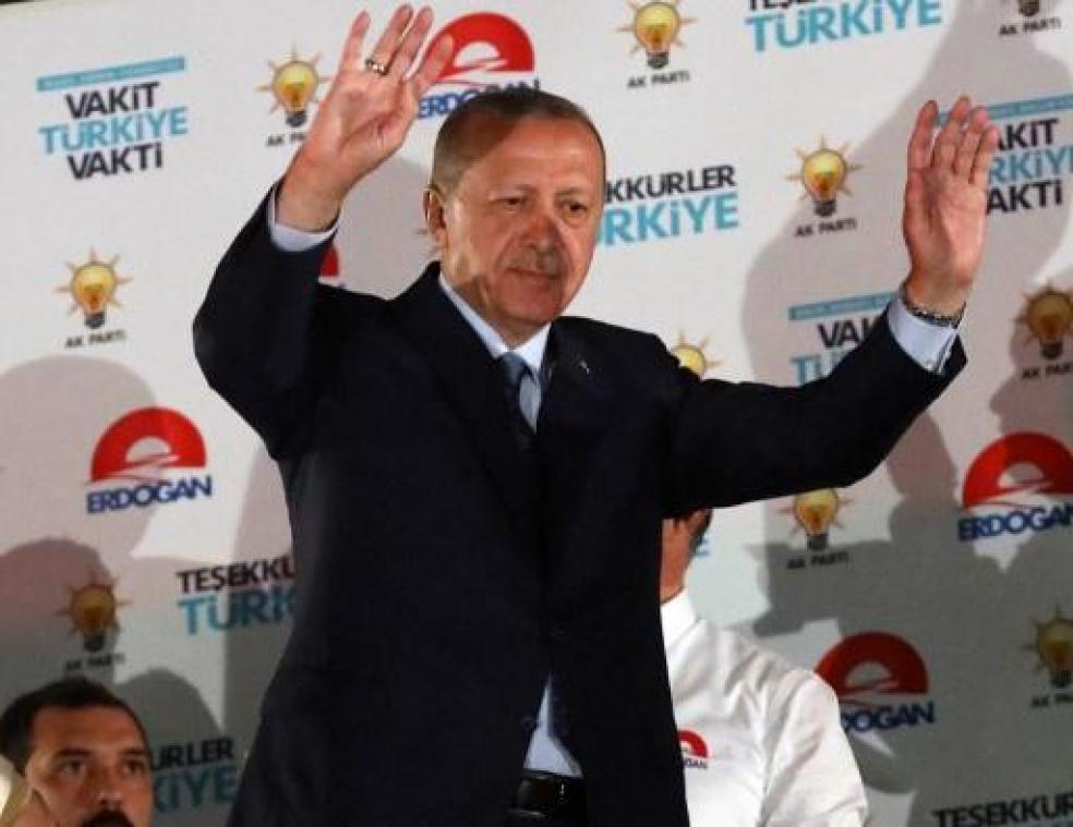 Erdogan volgens definitieve resultaten herverkozen met 52,6 procent van de stemmen