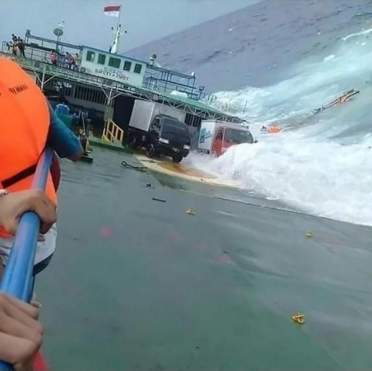Dodental ongeval veerboot in Indonesië opgelopen tot 34
