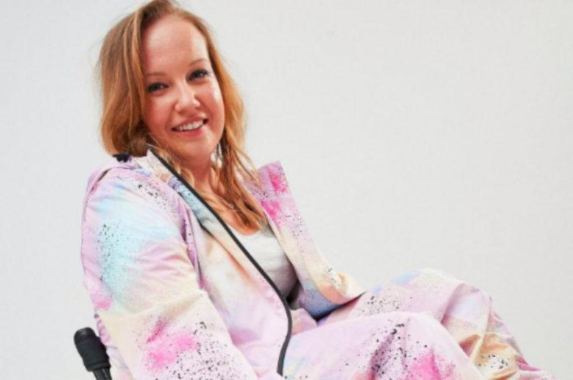 ASOS promoot samenwerking met rolstoelmodel en krijgt veel lof