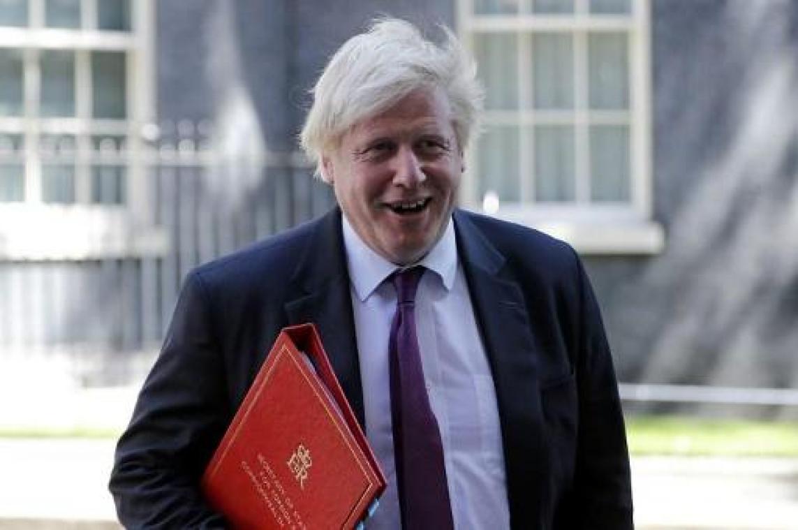 Buitenlandminister Boris Johnson neemt ontslag
