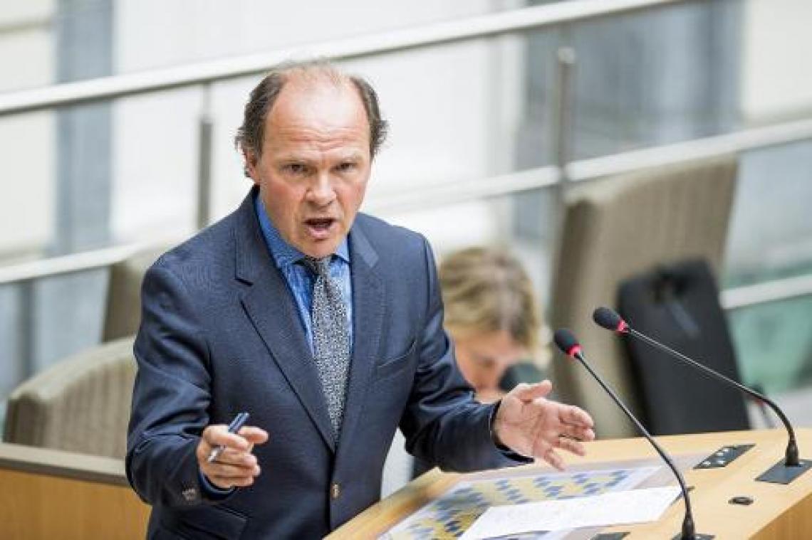 Minister Muyters geeft negatief advies voor SWT bij Carrefour