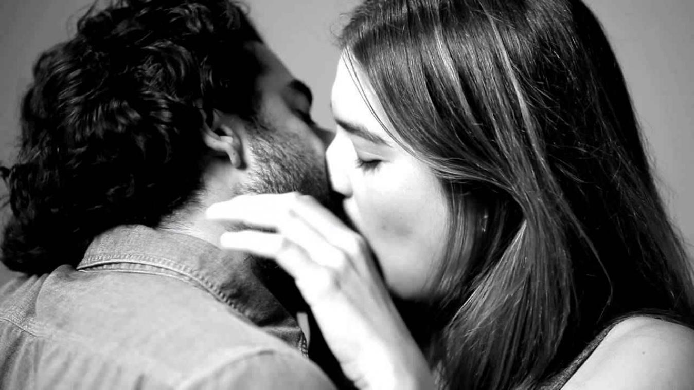 Is de First Kiss video een hoax?