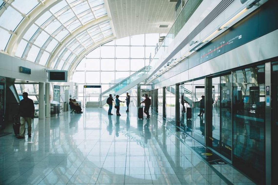 Iets aan te geven? Vrouw brengt bom uit Tweede Wereldoorlog mee naar luchthaven