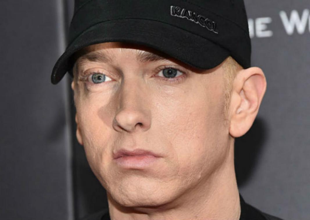 Eminem knipt zichzelf van 'legendarische' selfie