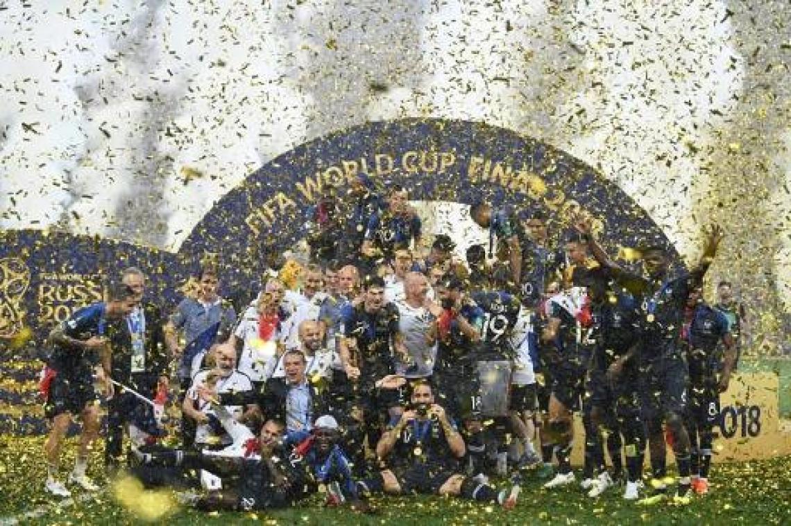 Les Bleus krijgen Légion d'honneur na wereldtitel