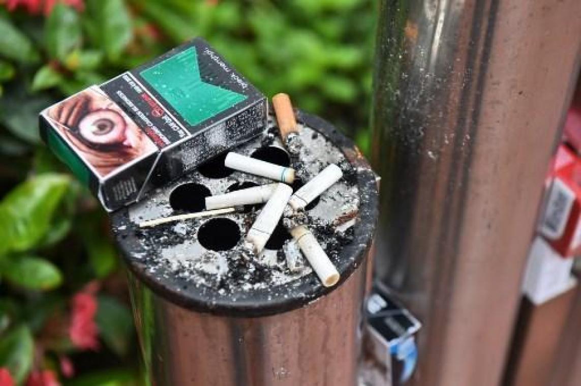 Belgen zijn voorstander van neutrale sigarettenpakjes