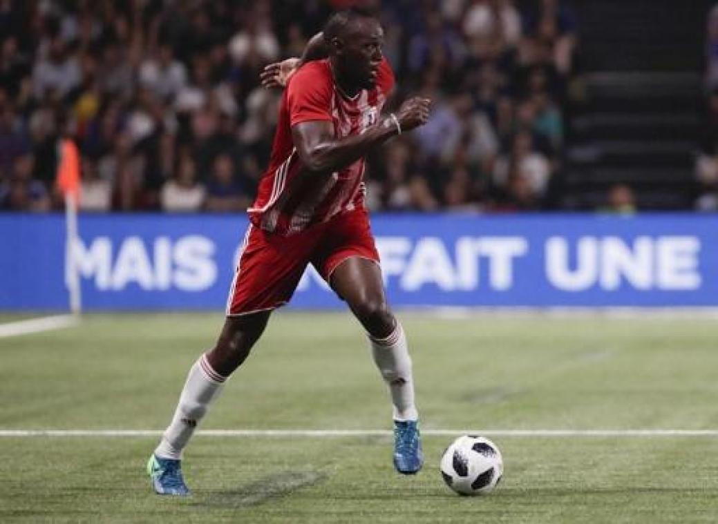 Usain Bolt onderhandelt over voetbalcarrière in Australië