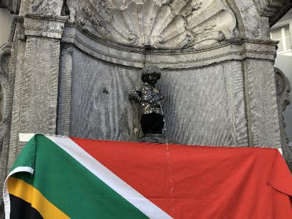 Brussel en Manneken Pis herdenken 100ste verjaardag Nelson Mandela