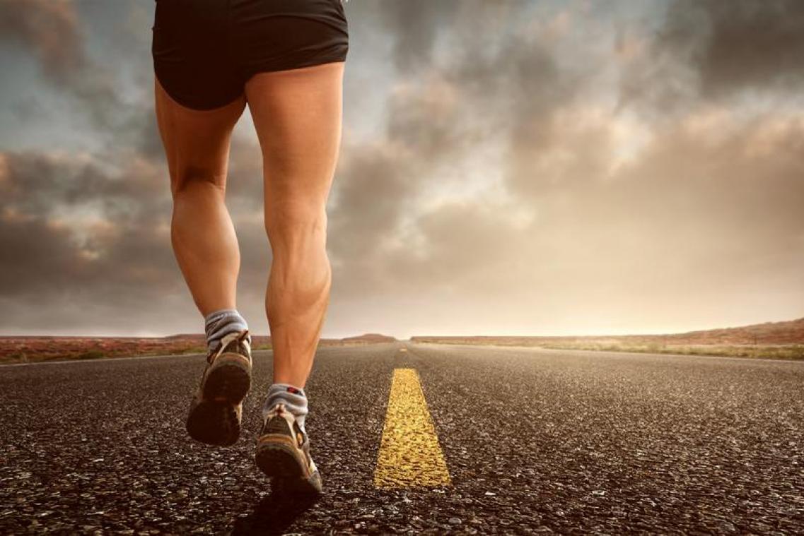 Zo houd je het hoofd koel tijdens een sportsessie in de hitte