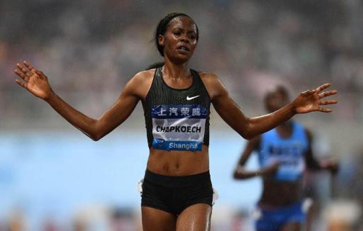 Keniaanse Beatrice Chepkoech loopt wereldrecord op 3.000 meter steeple