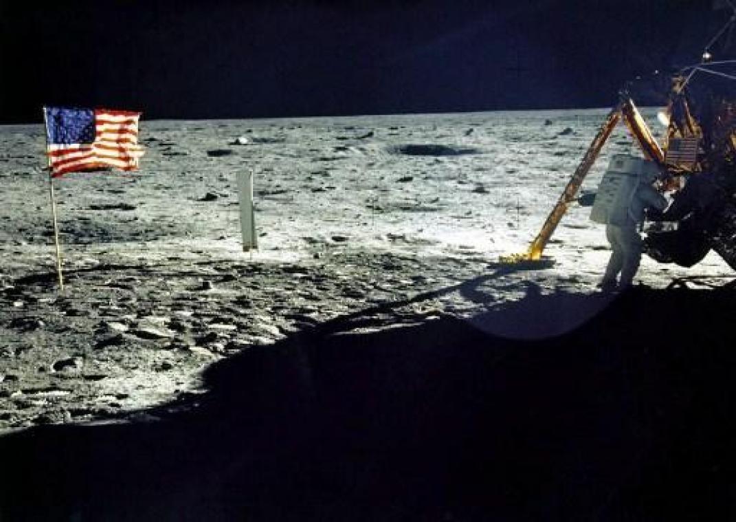 Persoonlijke collectie Neil Armstrong geveild