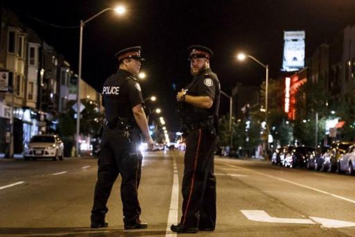 Twee doden en dertien gewonden bij schietpartij in Toronto