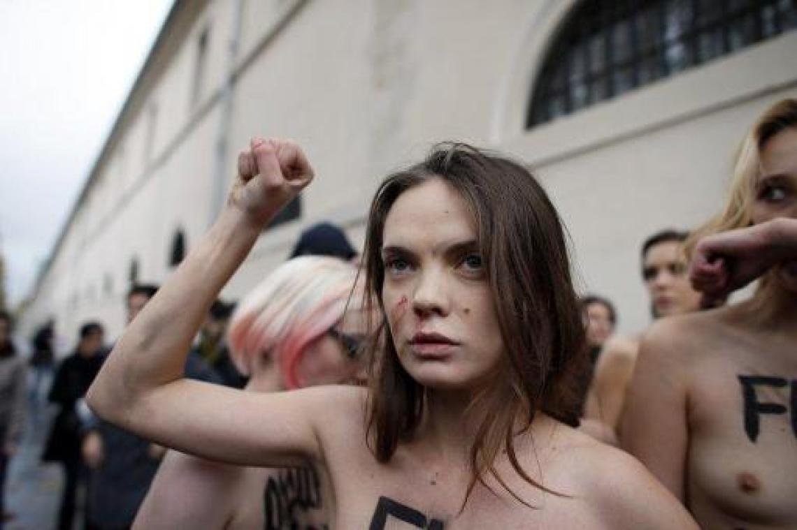 Medeoprichtster van Femen dood aangetroffen in Parijs
