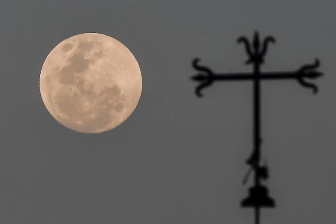 Waar kan je vanavond naar de maansverduistering kijken?