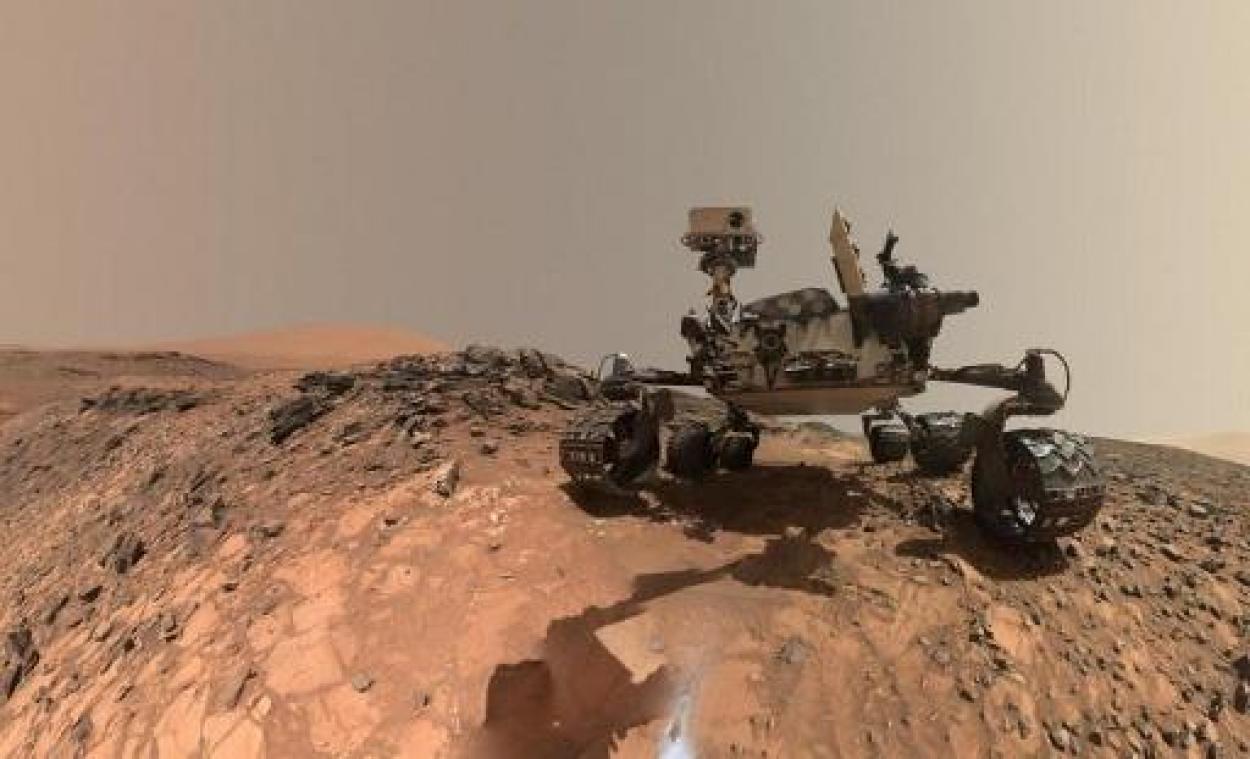 Groot meer met vloeibaar water op Mars gevonden