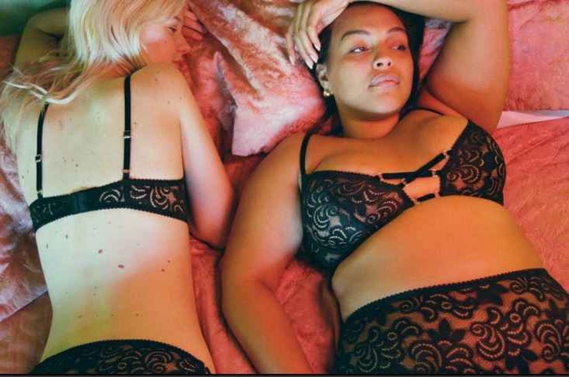 IN BEELD: Dit lingeriemerk kiest voor modellen van vlees en bloed