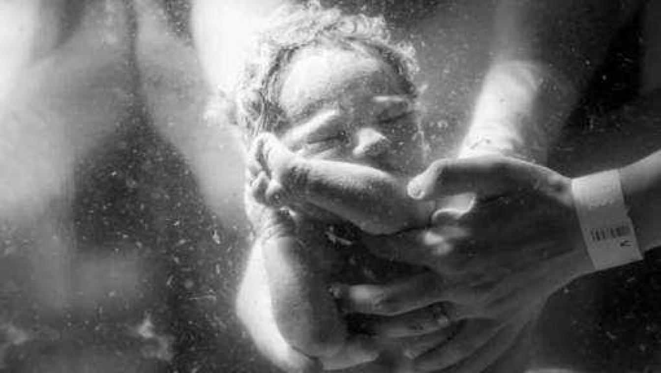 Gentse maakt mooiste bevallingsfoto ter wereld