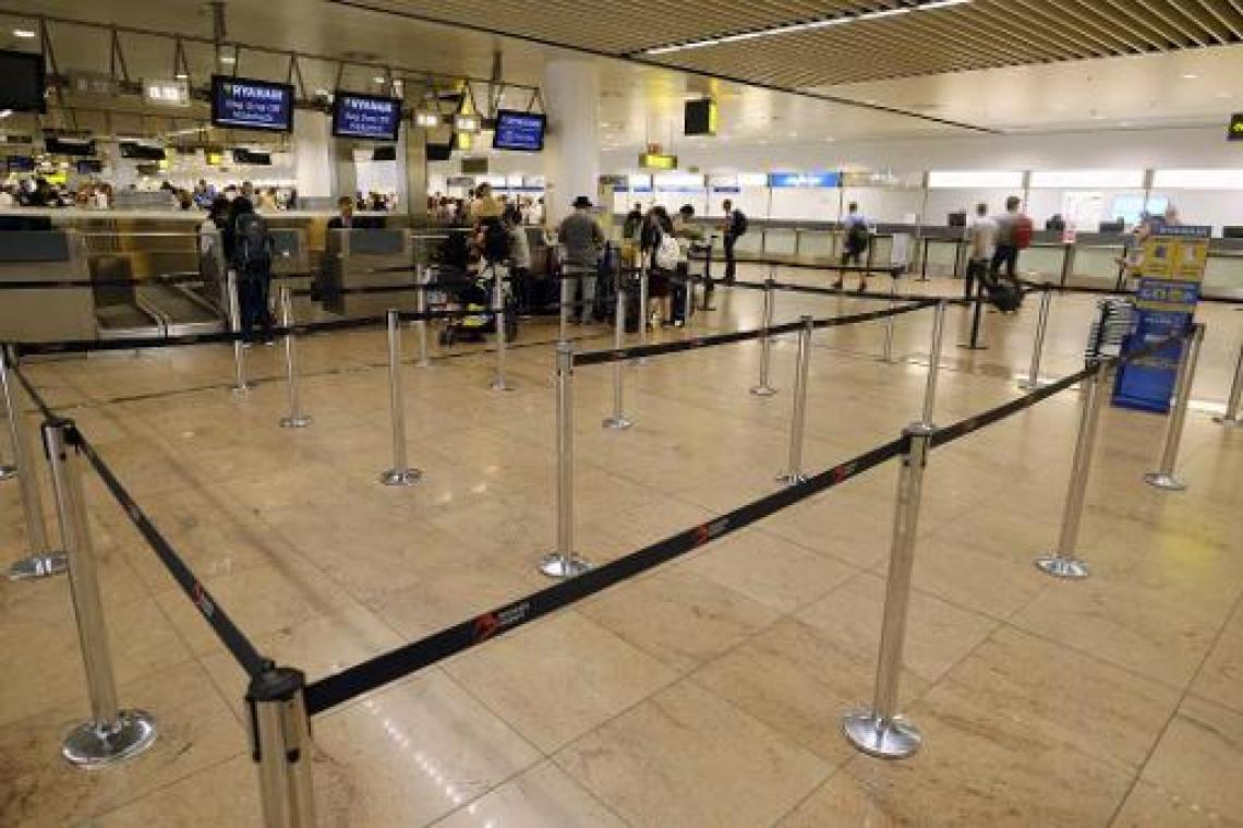 Lange wachtrijen bij aankomst Brussels Airport: "niets uitzonderlijks" volgens luchthaven