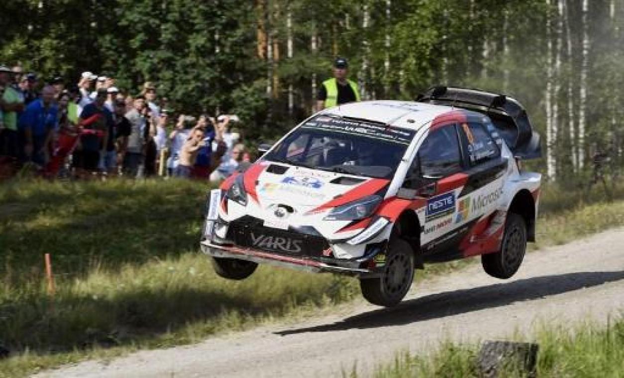 Rally van Finland - Thierry Neuville bezet tiende plaats na eerste dag, Ott Tänak leidt