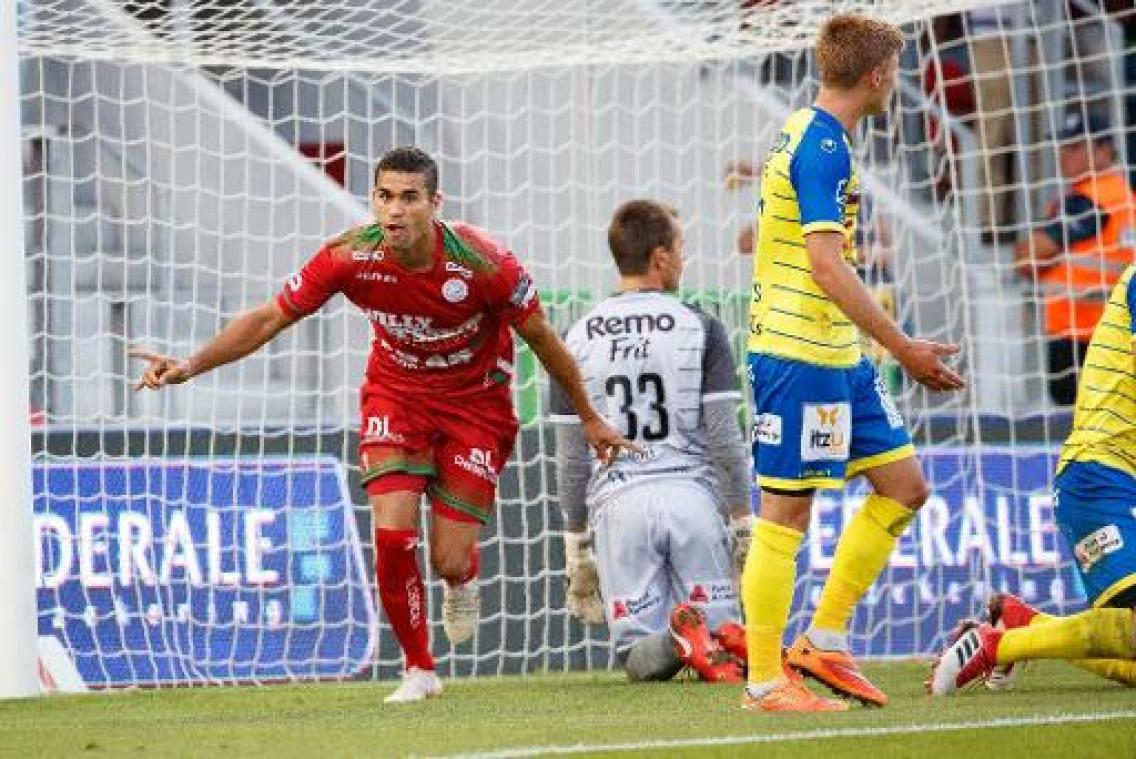Jupiler Pro League - Waasland-Beveren pakt in extremis punt bij Zulte Waregem, ook STVV en Cercle spelen gelijk