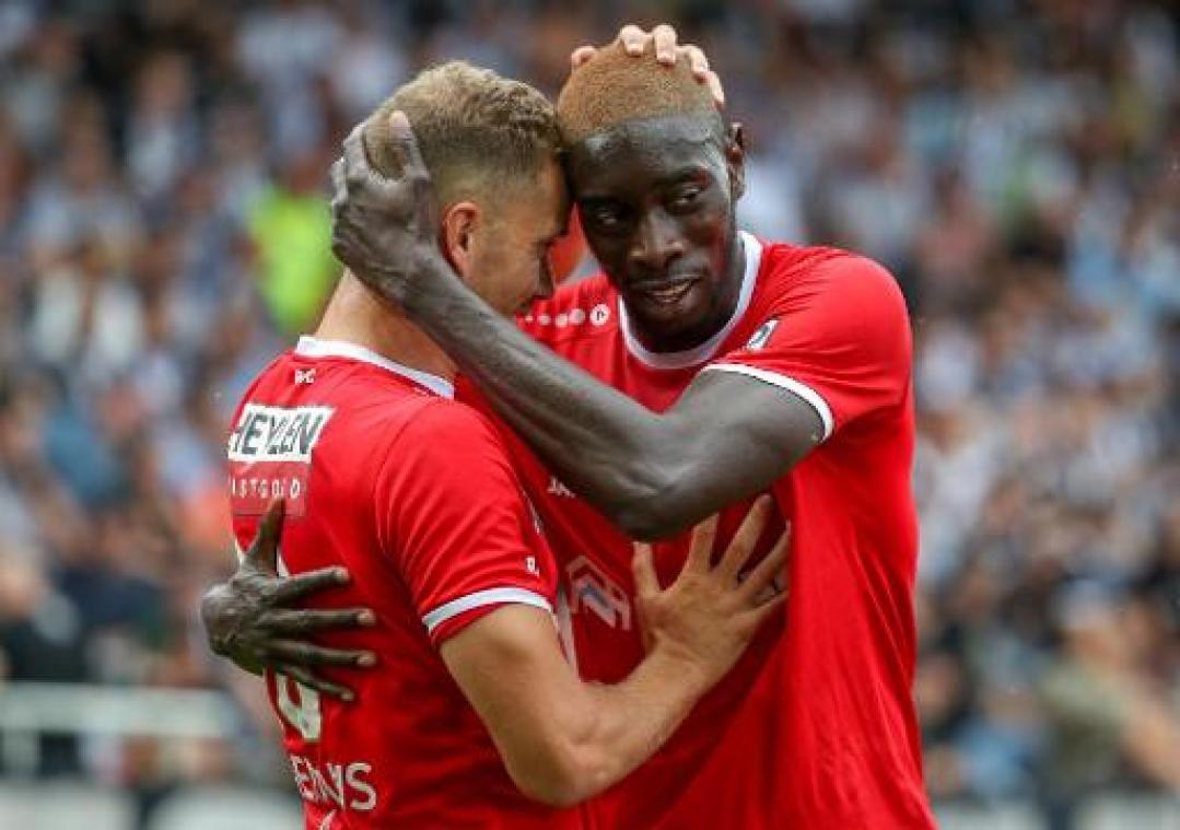 Jupiler Pro League - Antwerp verovert driepunter op veld van Charleroi