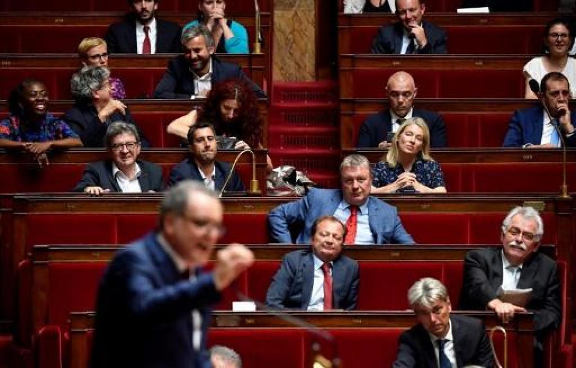 Frans parlement verwerpt moties van wantrouwen tegen regering in Zaak-Benalla