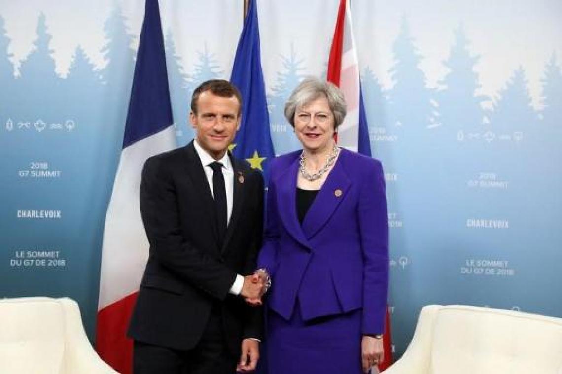 Macron praat in zuiden van Frankrijk met Theresa May over Brexit